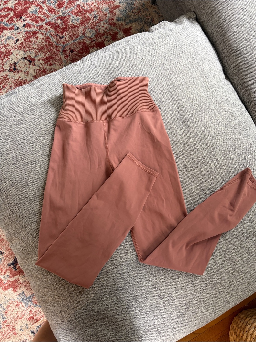 Vuori High-Waist Ribbed Waistband Leggings - Rose Mauve